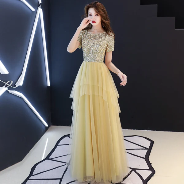 Affordable Gold Sequins Evening Dresses 2019 A-Line / Princess Scoop Neck Short Sleeve Floor-Length / Long Cascading Ruffles Formal Dresses