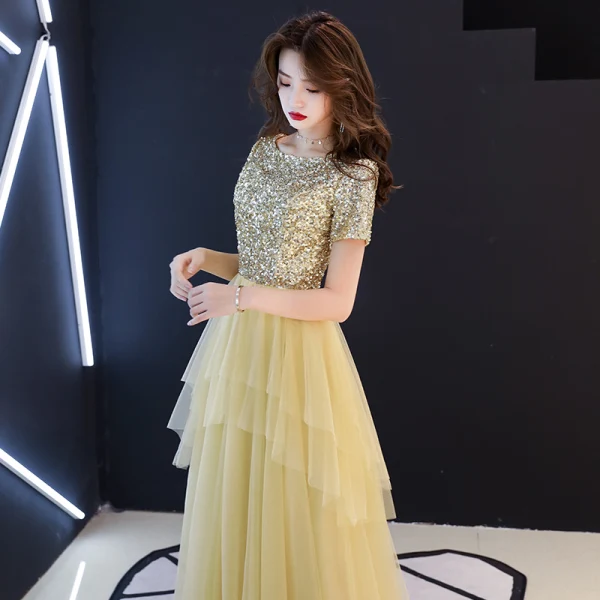 Affordable Gold Sequins Evening Dresses 2019 A-Line / Princess Scoop Neck Short Sleeve Floor-Length / Long Cascading Ruffles Formal Dresses