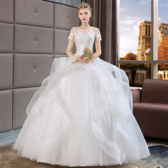 Vintage Originale Ivoire Transparentes Robe De Mariée 2019 Robe Boule Encolure Dégagée Manches Courtes Appliques En Dentelle Longue Volants En Cascade