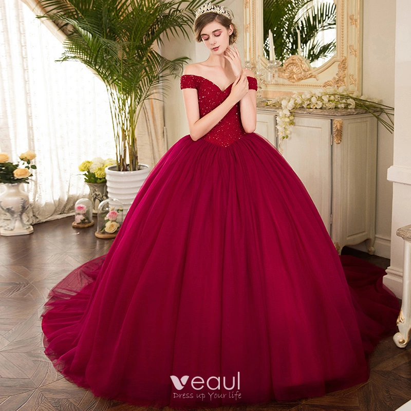 Vintage Retro Burgundy Prom Dresses 2019 Ball Gown Off The Shoulder Short Sleeve Beading Chapel Train Ruffle Backless Formal Dresses