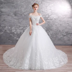Elegant Hvit Brudekjoler 2019 Prinsesse Av Skulderen Korte Ermer Ryggløse Appliques Blonder Paljetter Perle Beading Glitter Tyll Chapel Train Buste