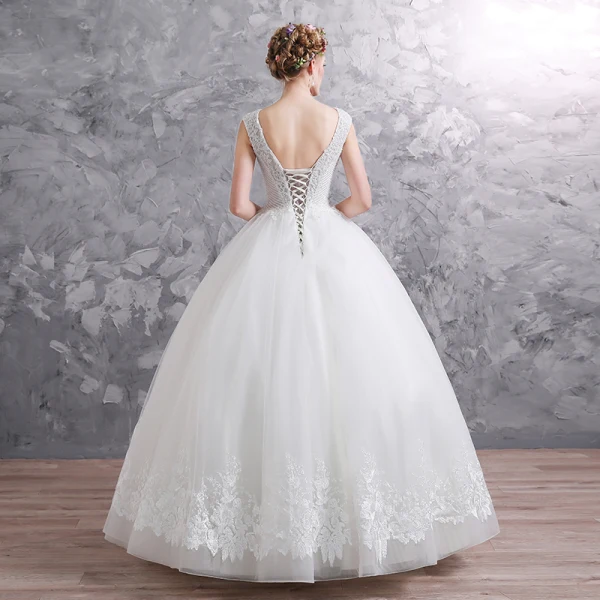 Elegant Ivory Wedding Dresses 2019 Ball Gown V-Neck Sleeveless Backless Appliques Lace Beading Floor-Length / Long Ruffle