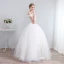 Coloré Ivoire Robe De Mariée 2019 Princesse De l'épaule Manches Courtes Dos Nu Appliques En Dentelle Paillettes Perlage Longue Volants