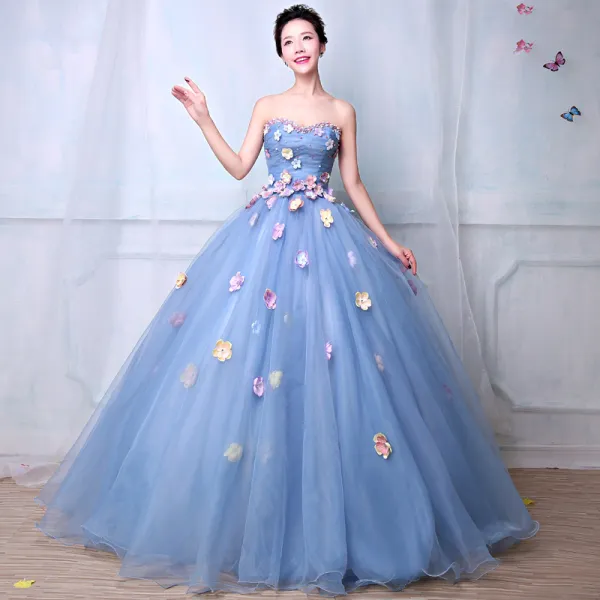 Wróżka Kwiatowa Niebieskie Sukienki Na Bal 2019 Princessa Kochanie Bez Rękawów Aplikacje Kwiat Rhinestone Frezowanie Perła Długie Wzburzyć Bez Pleców Sukienki Wizytowe