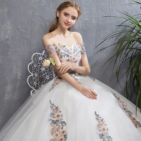 Discount Colored Ivory Wedding Dresses 2018 A-Line / Princess Off-The-Shoulder Short Sleeve Backless Appliques Lace Ruffle Floor-Length / Long