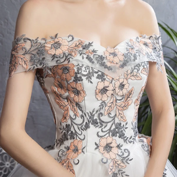 Discount Colored Ivory Wedding Dresses 2018 A-Line / Princess Off-The-Shoulder Short Sleeve Backless Appliques Lace Ruffle Floor-Length / Long