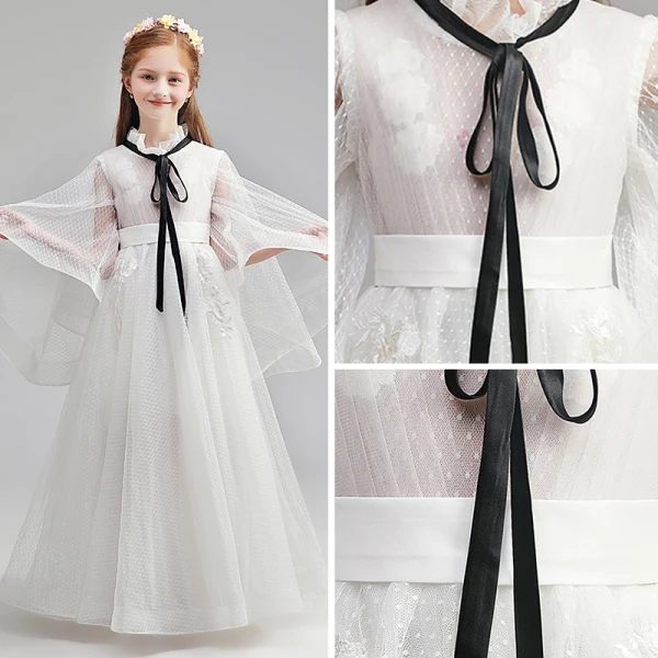 Schlicht Ivory / Creme Blumenmädchenkleider 2019 A Linie Stehkragen Lange Ärmel Stoffgürtel Applikationen Spitze Geflecktes Tülle Lange Rüschen Kleider Für Hochzeit