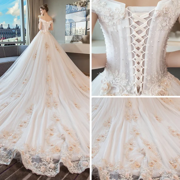 Luxe Ivoire Robe De Mariée 2019 Princesse De l'épaule Manches Courtes Dos Nu Appliques En Dentelle Perlage Cathedral Train Volants