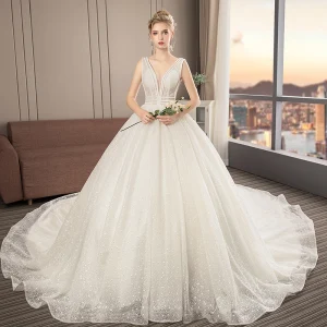 Beste Elfenben Blonder Brudekjoler 2019 Prinsesse V Hals Uten Ermer Ryggløse Beading Cathedral Train Buste