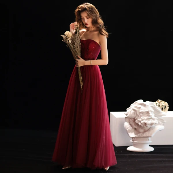 Elegant Burgunder Selskapskjoler 2019 Prinsesse Kjæreste Uten Ermer Appliques Blomst Beading Lange Buste Ryggløse Formelle Kjoler