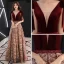 Sexy Burgunderrot Abendkleider 2019 A Linie V-Ausschnitt Ärmellos Drucken Blumen Polyester Perlenstickerei Stoffgürtel Lange Rüschen Rückenfreies Festliche Kleider