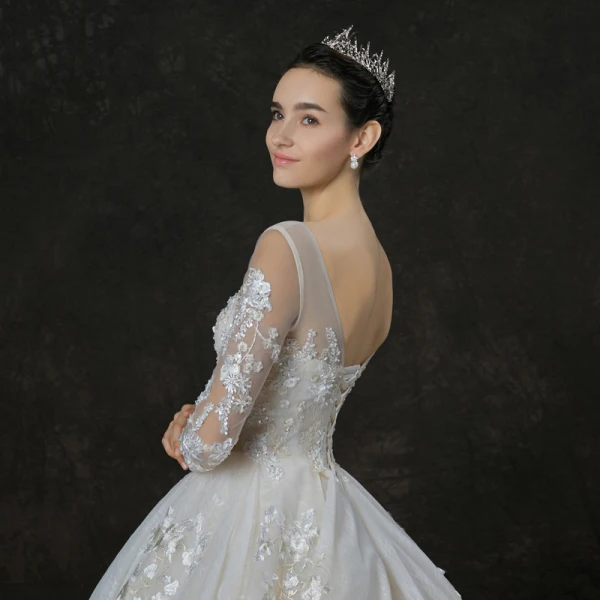 Romantique Champagne Transparentes Robe De Mariée 2019 Princesse Encolure Dégagée 3/4 Manches Dos Nu Appliques En Dentelle Cathedral Train Volants