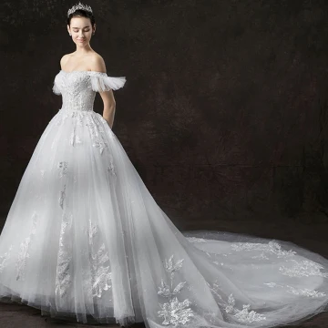 Chic Belle Ivoire Robe De Mariée 2019 Princesse De L Épaule Manches Courtes Dos Nu Appliques En Dentelle Glitter Tulle Cathedral Train Volants