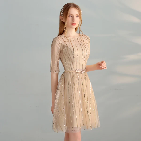 Chic / Beautiful Gold Homecoming Graduation Dresses 2018 A-Line / Princess Scoop Neck 1/2 Sleeves Metal Sash Sequins Short Formal Dresses