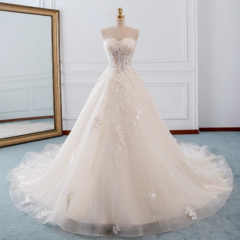 Elegant Champagne Brudekjoler 2019 Prinsesse Kjæreste Avtakbar 3 4 Ermer Ryggløse Appliques Blonder Beading Glitter Tyll Cathedral Train Buste