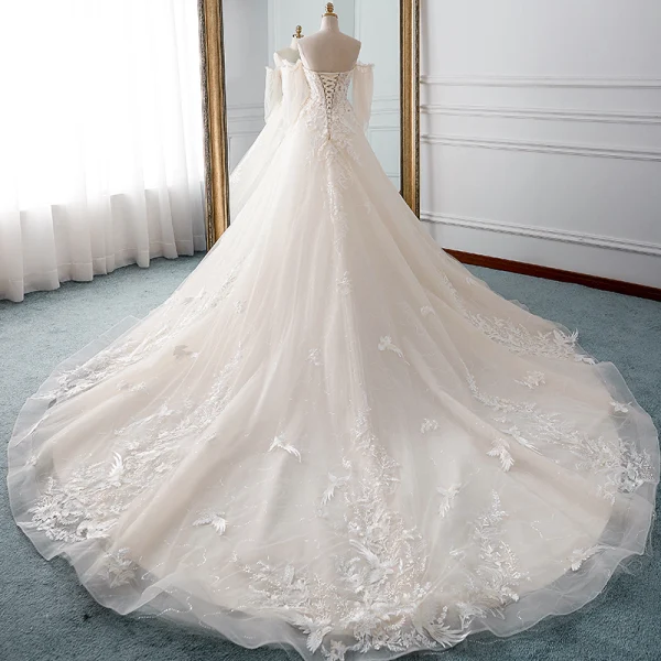 Elegant Champagne Brudekjoler 2019 Prinsesse Kjæreste Avtakbar 3/4 Ermer Ryggløse Appliques Blonder Beading Glitter Tyll Cathedral Train Buste