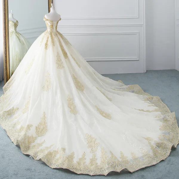 Luxury / Gorgeous Champagne Wedding Dresses 2019 A-Line / Princess Off-The-Shoulder Short Sleeve Backless Gold Appliques Lace Beading Cathedral Train Ruffle