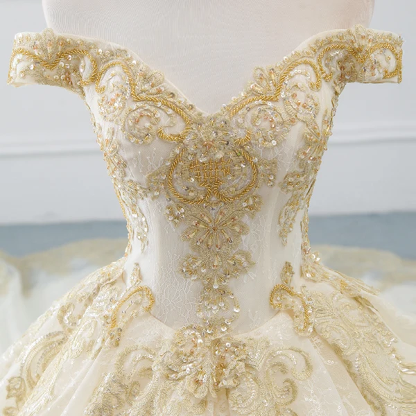 Luxury / Gorgeous Champagne Wedding Dresses 2019 A-Line / Princess Off-The-Shoulder Short Sleeve Backless Gold Appliques Lace Beading Cathedral Train Ruffle