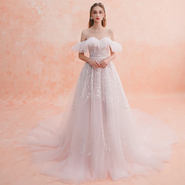 Schöne Ivory / Creme Durchsichtige Brautkleider / Hochzeitskleider 2019 A Linie Rundhalsausschnitt Kurze Ärmel Applikationen Spitze Glanz Tülle Kapelle-Schleppe Rüschen