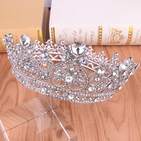 Baroque Charming White Rhinestone Alloy Wedding Tiara Bridal Hair Accessories 2022