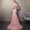 Stunning Blushing Pink Evening Dresses  2018 Trumpet / Mermaid Scoop Neck 1/2 Sleeves Appliques Lace Sequins Pearl Bow Sash Court Train Ruffle