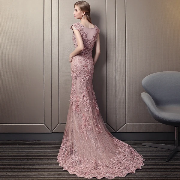 Elegant Candy Pink Lace Evening Dresses 2018 Trumpet / Mermaid Scoop Neck Cap Sleeves Appliques Lace Beading Pearl Chapel Train Formal Dresses