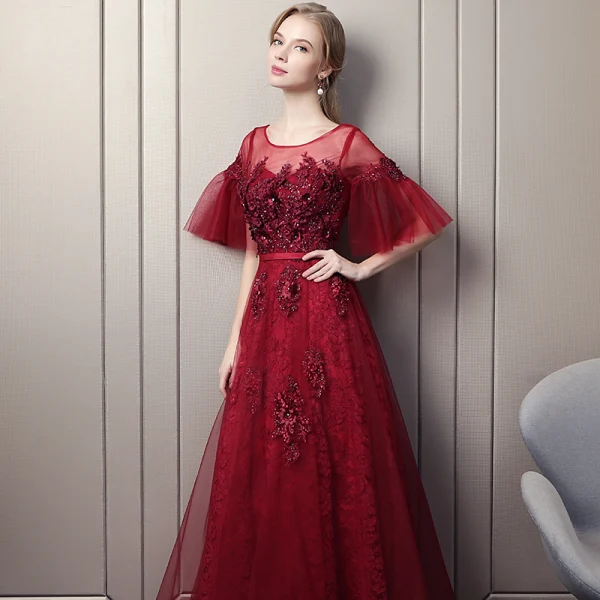 Chic / Beautiful Burgundy Prom Dresses 2018 Empire Scoop Neck 1/2 Sleeves Appliques Flower Pearl Beading Rhinestone Sash Floor-Length / Long Ruffle Backless Formal Dresses