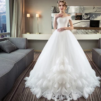 Chic Belle Ivoire Robe De Mariée 2018 Robe Boule De L Épaule Manches Courtes Dos Nu Appliques Fleur Volants Royal Train