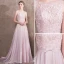 Elegante Rosa Abendkleider 2018 A Linie Strass Rundhalsausschnitt Ärmellos Applikationen Blumen Perle Schleife Stoffgürtel Rüschen Sweep / Pinsel Zug Rückenfreies Festliche Kleider