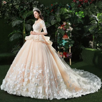 Stunning Champagne Pierced Wedding Dresses 2018 Ball Gown Scoop Neck Long Sleeve Backless Appliques Flower Pearl Ruffle Royal Train