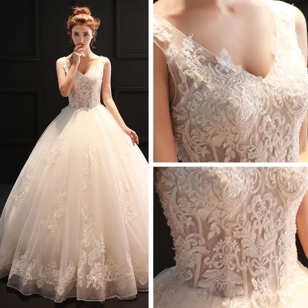 Chic / Beautiful Church Hall Wedding Dresses 2017 Lace Appliques Pearl Sequins V-Neck Sleeveless Backless Floor-Length / Long White Ball Gown