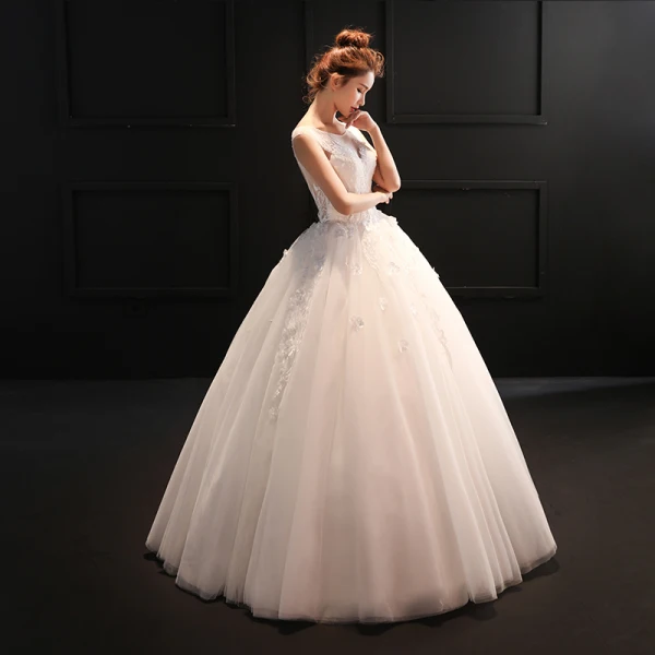 Chic / Belle Salle Robe De Mariée 2017 En Dentelle Paillettes Appliques Dos Nu Faux Diamant Perle Encolure Dégagée Sans Manches Longue Blanche Robe Boule