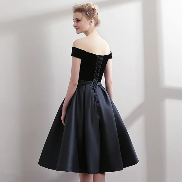 Simple Bleu Marine Robe De Fete 2018 Princesse De l'épaule Manches Courtes Ceinture Mi-Longues Volants Dos Nu Robe De Ceremonie