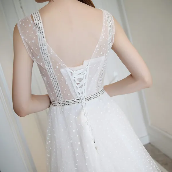 Sexy Ivoire Transparentes Robe De Soirée 2018 Princesse Encolure Dégagée Sans Manches Tachetée Ceinture Tribunal Train Volants Dos Nu Robe De Ceremonie