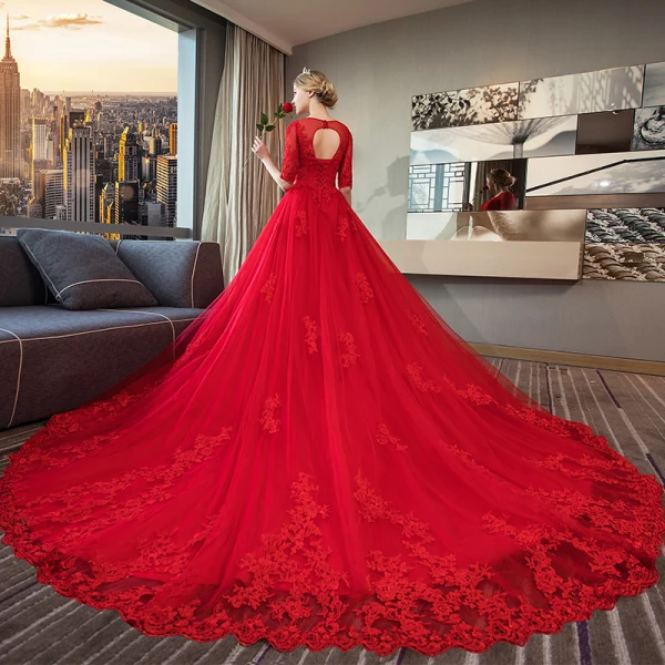 Elegante Rode Trouwjurken 2018 Baljurk Ronde Hals 1/2 Mouwen Ruglooze Appliques Kant Ruche Royal Train