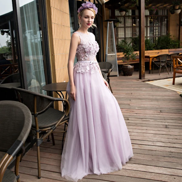 Elegant Lavender See-through Prom Dresses 2018 A-Line / Princess Scoop Neck Sleeveless Appliques Flower Pearl Rhinestone Sash Floor-Length / Long Ruffle