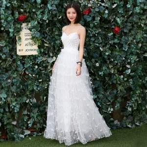 Élégant Blanche Plage Robe De Mariée 2018 Empire Bretelles Spaghetti Sans Manches Dos Nu En Dentelle Appliques Fleur Volants Longue