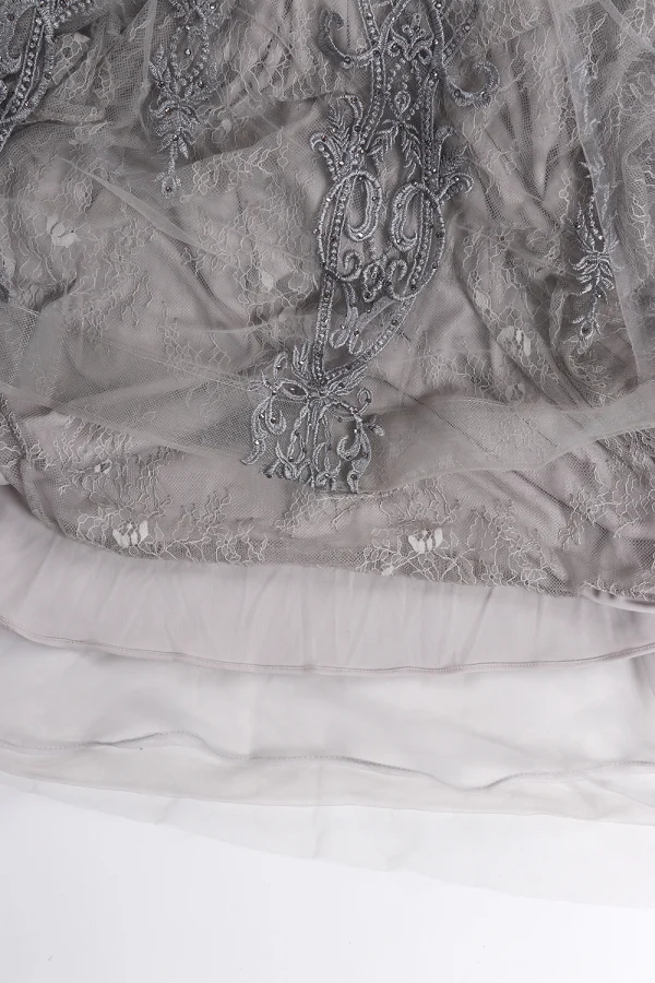Luxe Élégant Beige Fait main Robe De Soirée 2020 Princesse U-Cou Perlage Gland Cristal Faux Diamant En Dentelle Fleur Sans Manches Dos Nu Train De Balayage Robe De Ceremonie