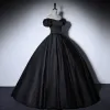 Elegant Black Prom Dresses 2022 Satin Ball Gown Off-The-Shoulder Puffy Short Sleeve Backless Floor-Length / Long Formal Dresses