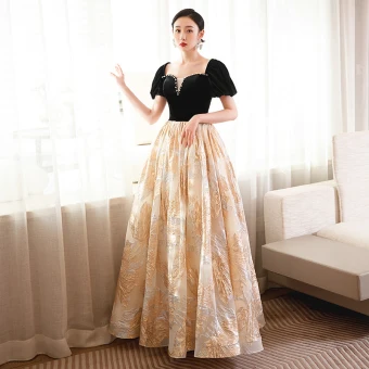 Chic Belle Noire Robe De Bal 2023 Princesse Perle Encolure Carrée Manches Courtes Dos Nu Longue Promo Robe De Ceremonie