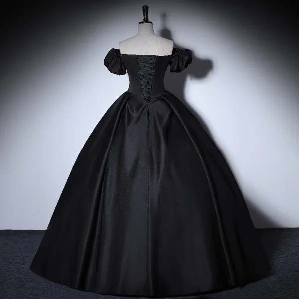 Elegant Black Prom Dresses 2022 Satin Ball Gown Off-The-Shoulder Puffy Short Sleeve Backless Floor-Length / Long Formal Dresses