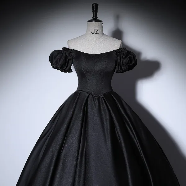 Elegant Black Prom Dresses 2022 Satin Ball Gown Off-The-Shoulder Puffy Short Sleeve Backless Floor-Length / Long Formal Dresses