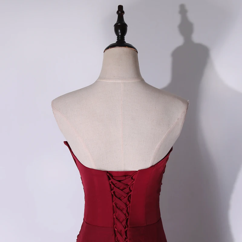 Inhabituel Bordeaux Fendue devant Satin Robe De Bal 2024 Princesse ...