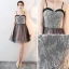 Chic / Belle Noire de retour Robe De Graduation 2018 Princesse Bretelles Spaghetti Sans Manches Courte Volants Dos Nu Robe De Ceremonie