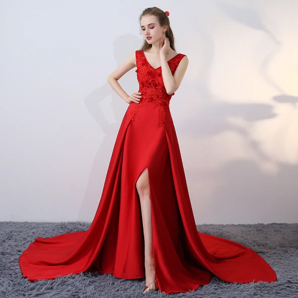 Chic / Beautiful Evening Dresses  2017 Red Crossed Straps Appliques Backless Embroidered Printing Charmeuse Lace V-Neck Cocktail Party Sleeveless A-Line / Princess Evening Party