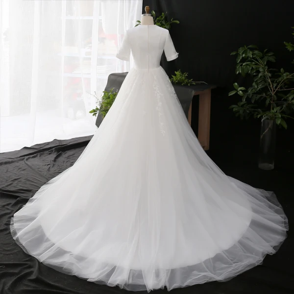 Vintage Weiß Plus Größe Brautkleider / Hochzeitskleider 2021 A Linie V-Ausschnitt Kurze Ärmel Rückenfreies Handgefertigt Kapelle-Schleppe Hochzeit