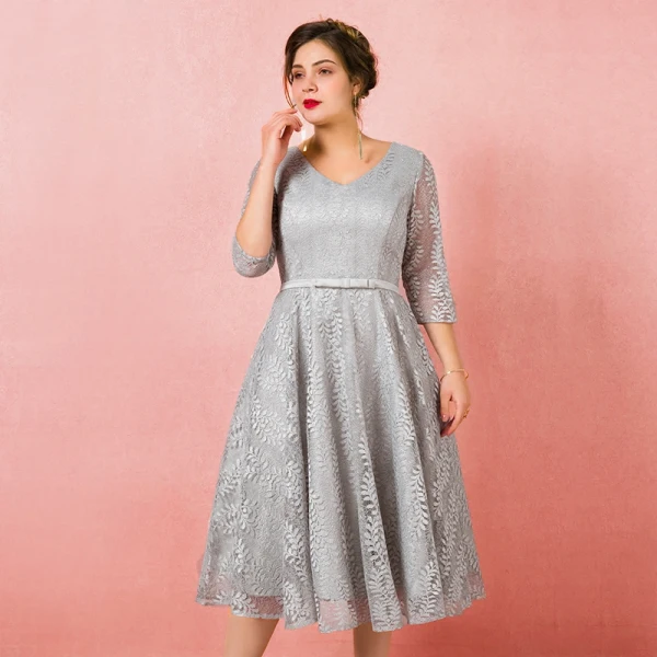 Chic / Beautiful Grey Plus Size Graduation Dresses 2018 A-Line / Princess Tulle V-Neck Appliques Backless Homecoming Formal Dresses
