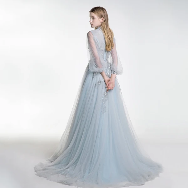 Mode Silver Aftonklänningar 2017 Prinsessa Tyll Hållare Beading Halterneck Broderade Afton Formella Klänningar