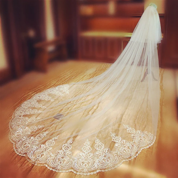 Chic / Beautiful White Tulle Royal Train Wedding Appliques 4 m Wedding Veils 2018