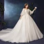 Klassisk Eleganta Vita Extra Stor Storlek Bröllopsklänningar 2019 Prinsessa Spets Tyll V-Hals Appliqués Halterneck Beading Paljetter Chapel Train